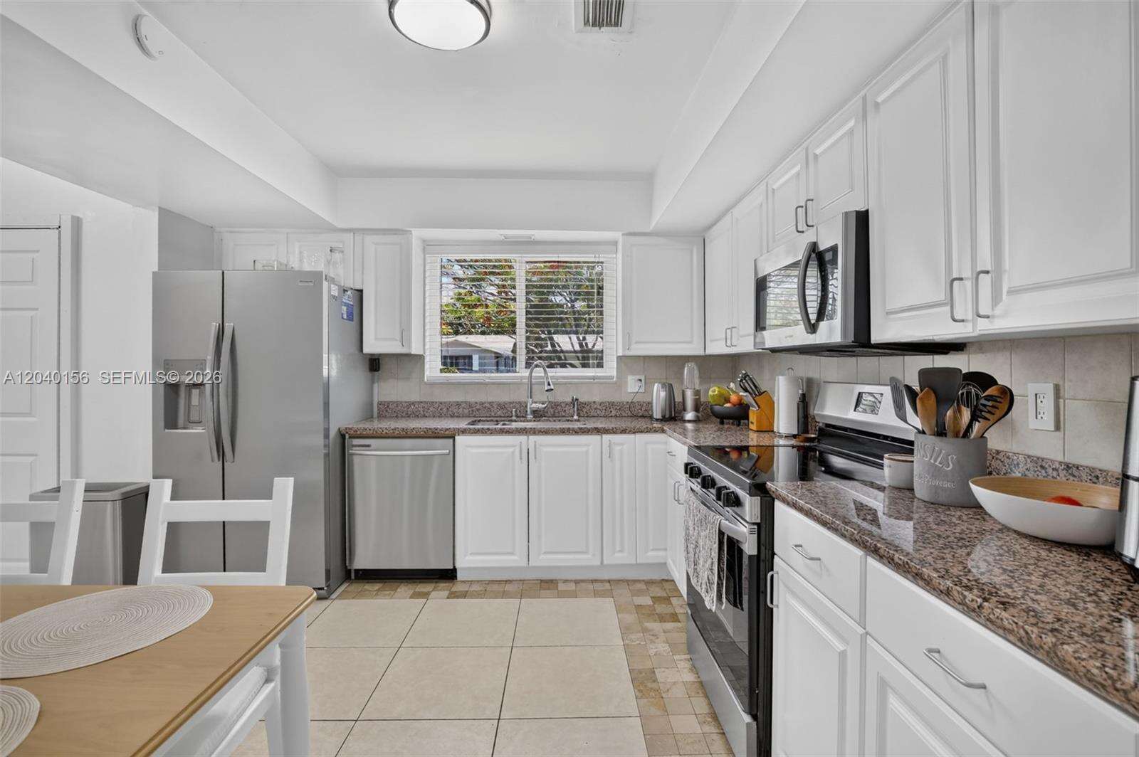 2220 40th Ave, Hollywood, FL 33021 - For Sale photo 10