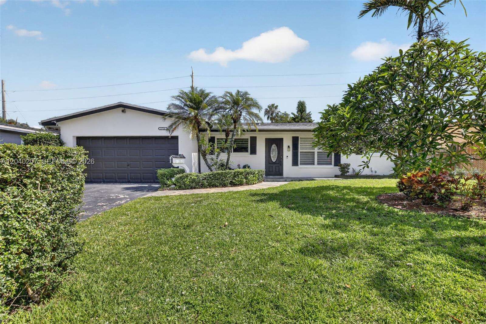 2711 Arthur St, Hollywood, FL 33020 - For Sale photo 1