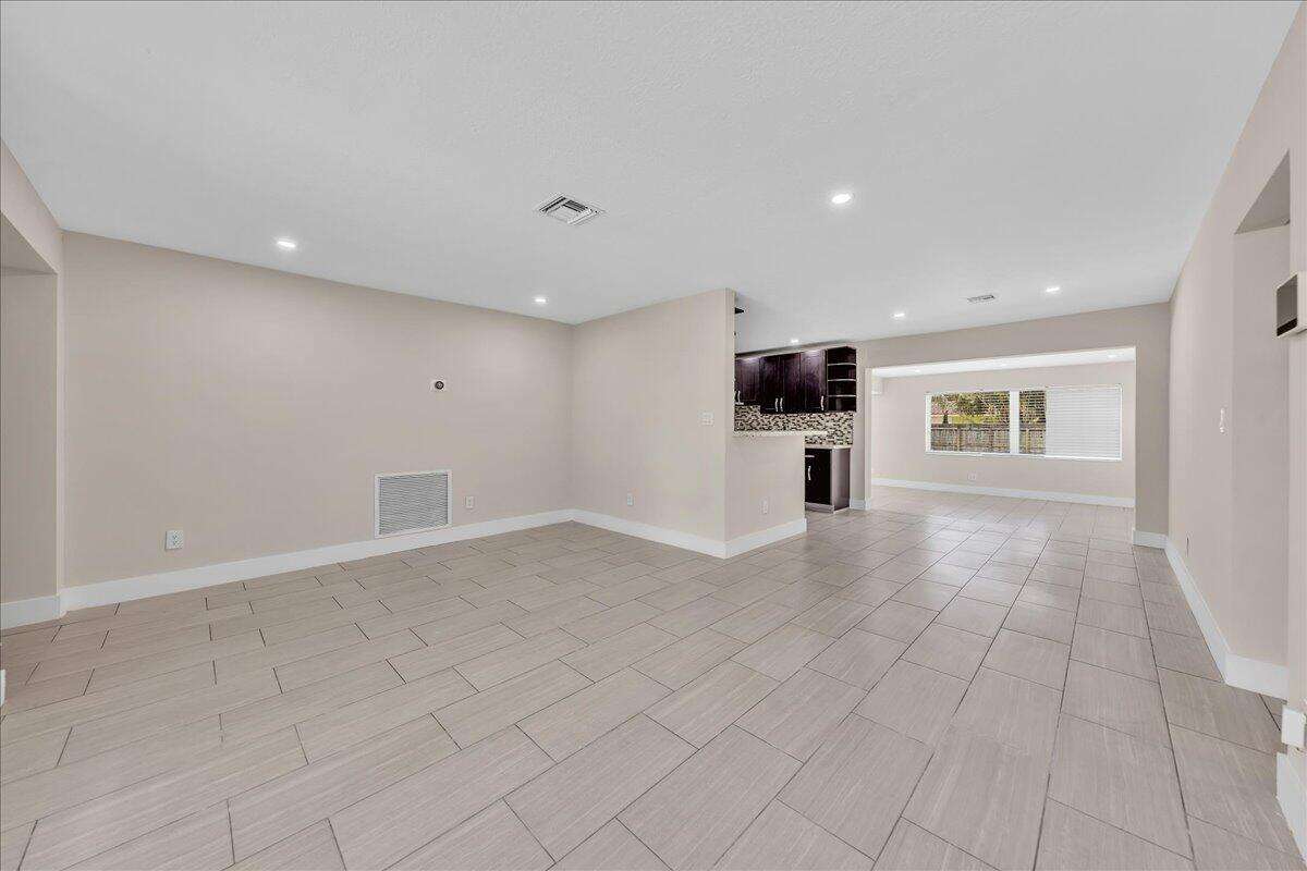 611 Highland, Hollywood, FL 33021 - For Sale photo 16
