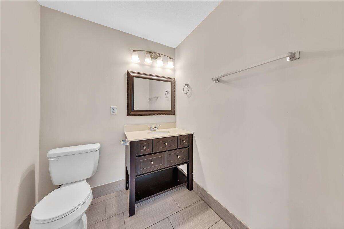 611 Highland, Hollywood, FL 33021 - For Sale photo 18