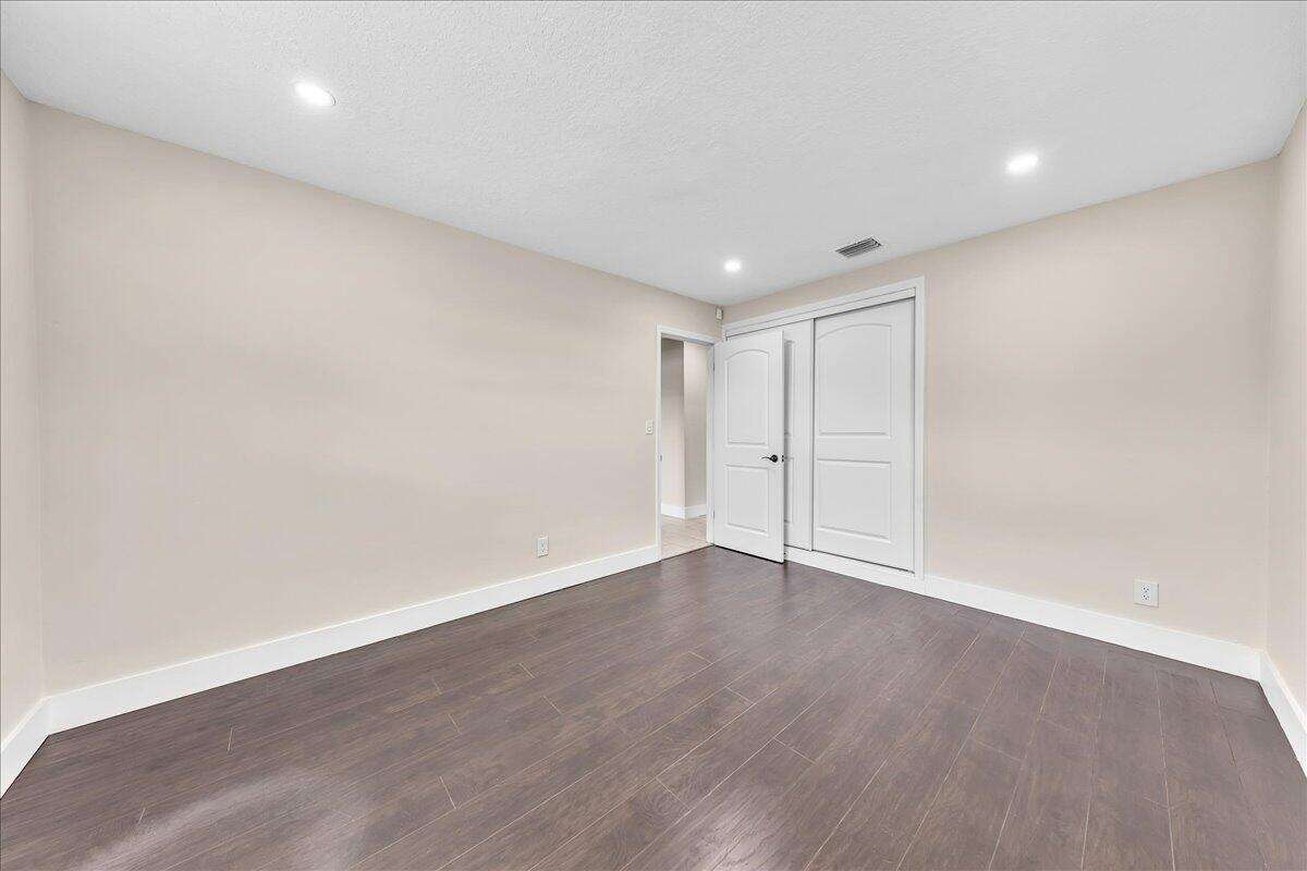 611 Highland, Hollywood, FL 33021 - For Sale photo 24