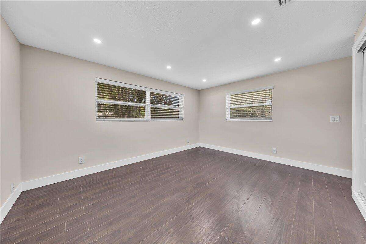 611 Highland, Hollywood, FL 33021 - For Sale photo 29