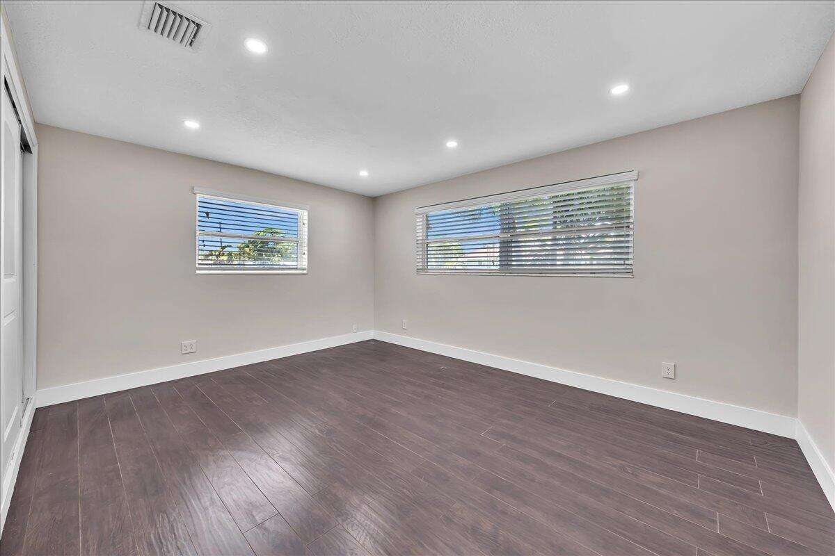 611 Highland, Hollywood, FL 33021 - For Sale photo 30
