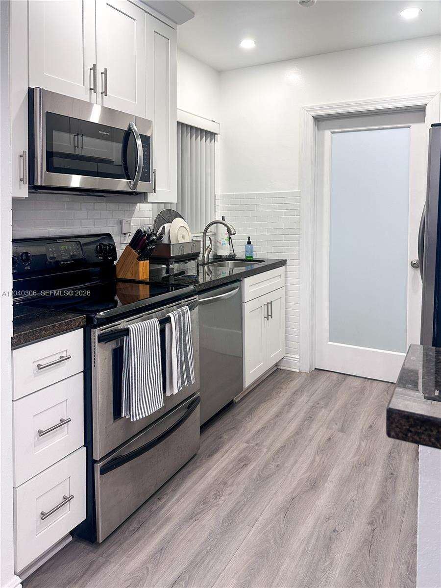 6930 Coolidge St, Hollywood, FL 33024 - Pending Sale photo 7