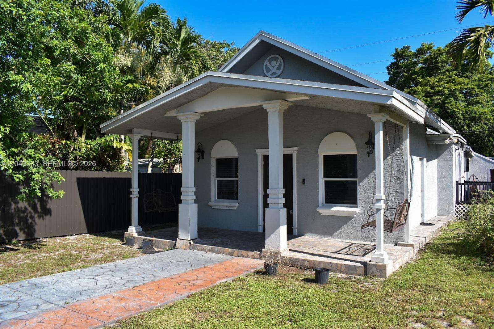 2218 Harding St, Hollywood, FL 33020 - For Sale photo 1