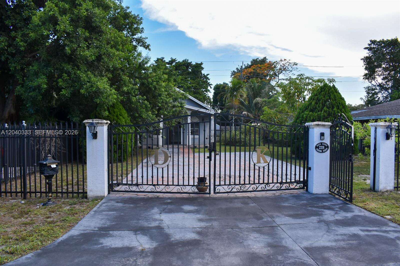 2218 Harding St, Hollywood, FL 33020 - For Sale photo 9
