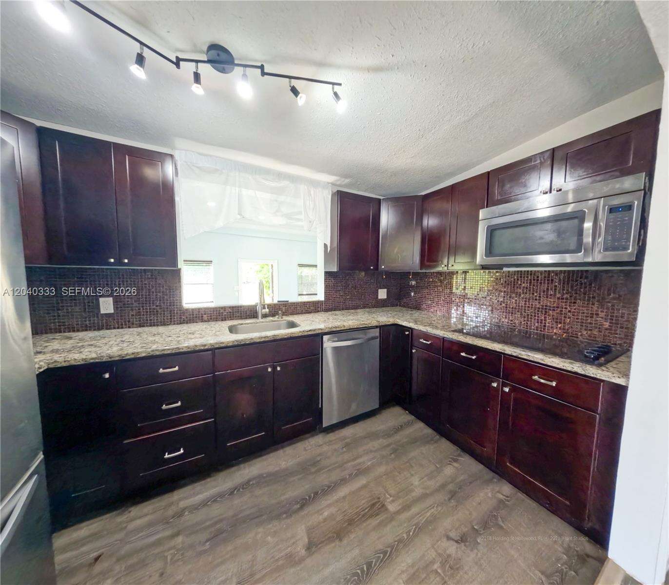 2218 Harding St, Hollywood, FL 33020 - For Sale photo 82