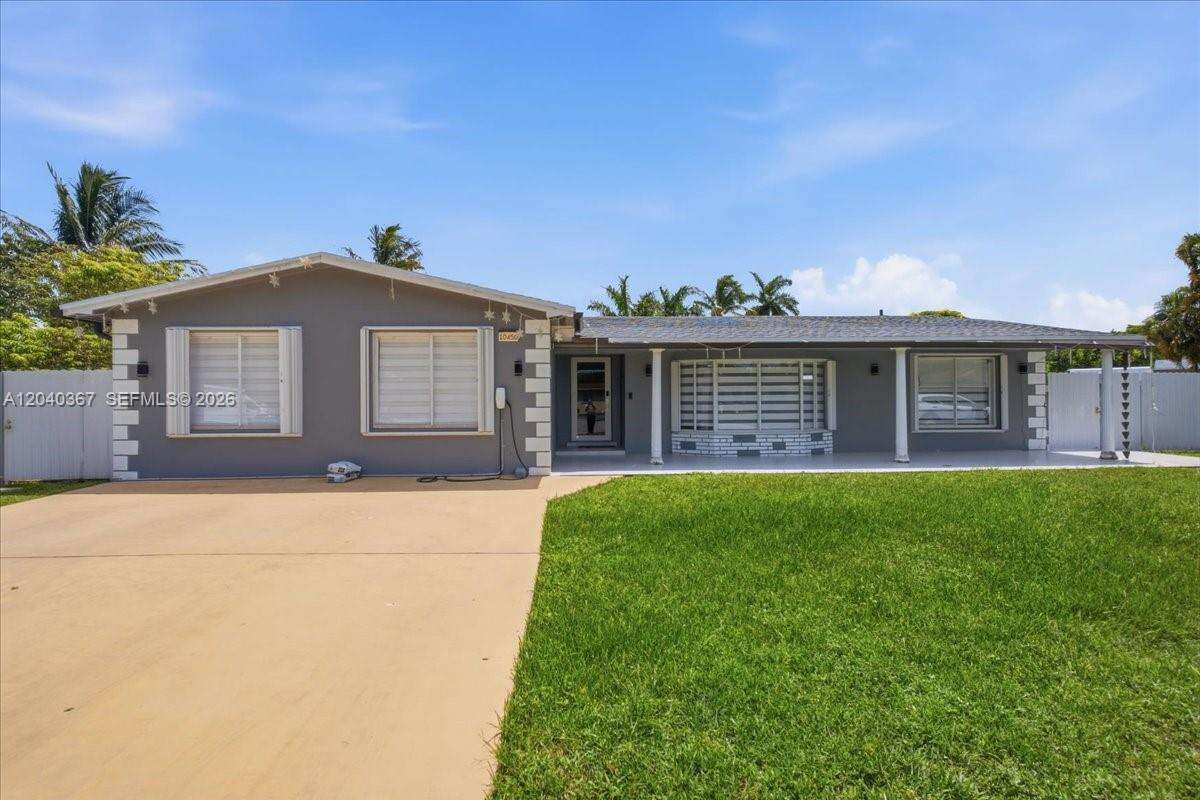 10450 19th St, Pembroke Pines, FL 33026 - For Sale photo 2
