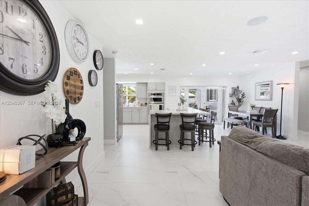 10450 19th St, Pembroke Pines, FL 33026 - For Sale photo 18