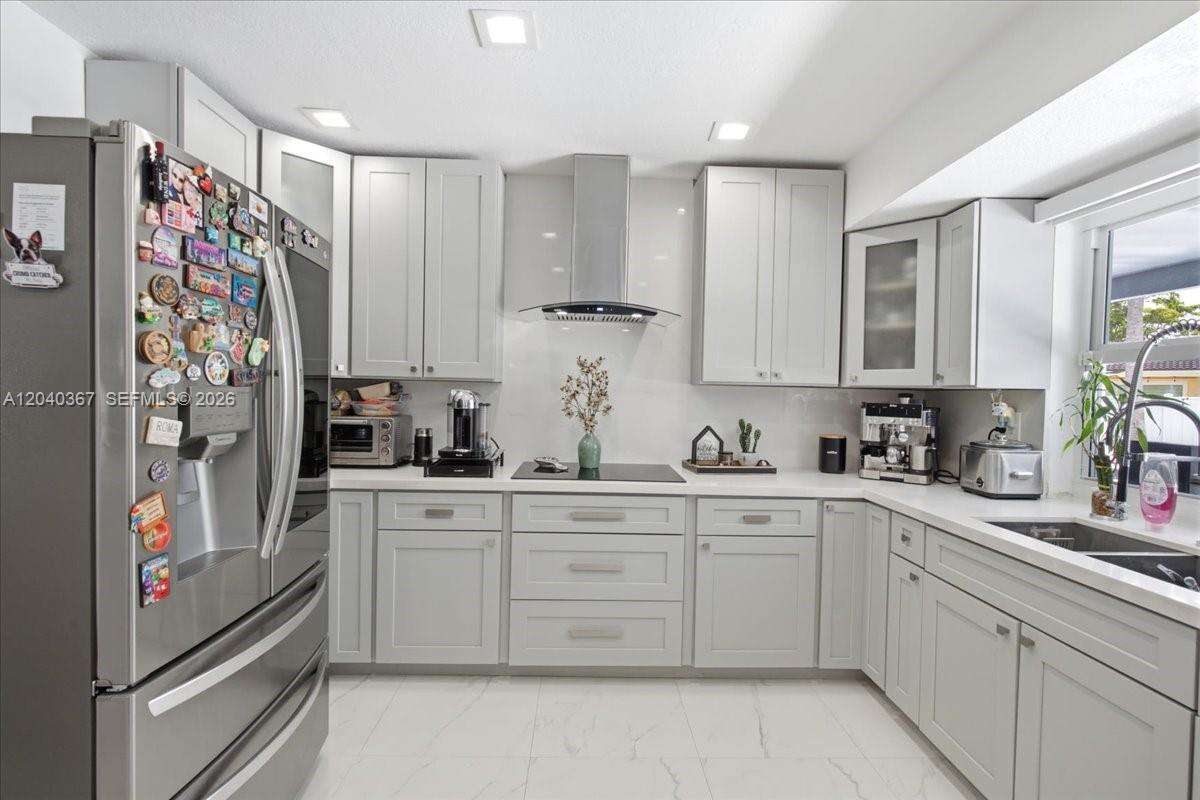 10450 19th St, Pembroke Pines, FL 33026 - For Sale photo 10