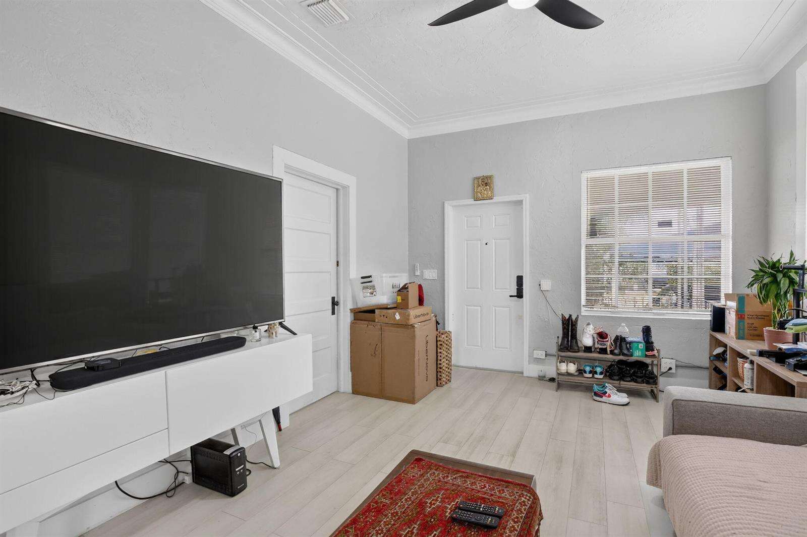 2465 Taylor, Hollywood, FL 33020 - For Sale photo 10