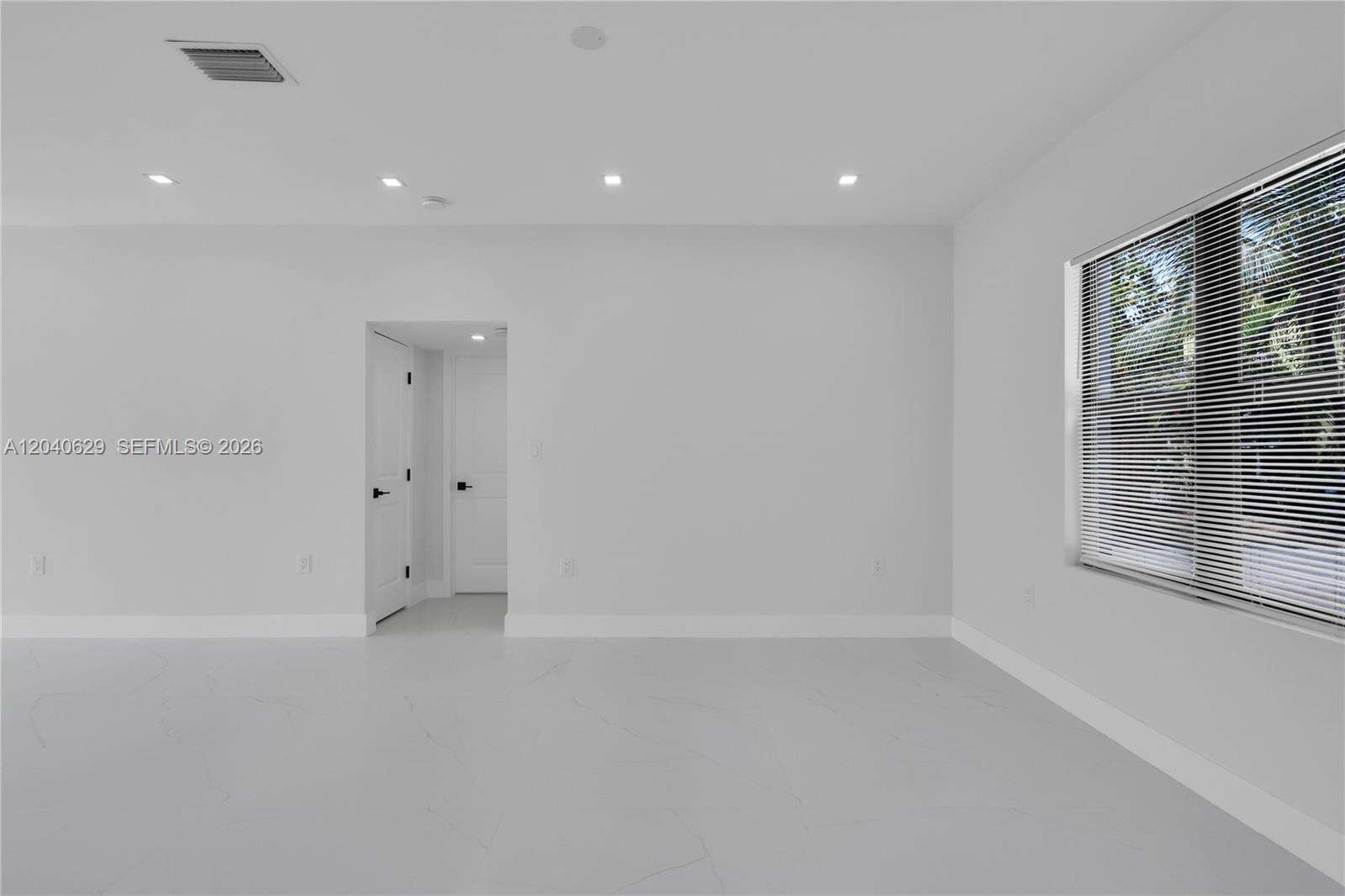 337 28th St, Miami Beach, FL 33140 - For Sale photo 13