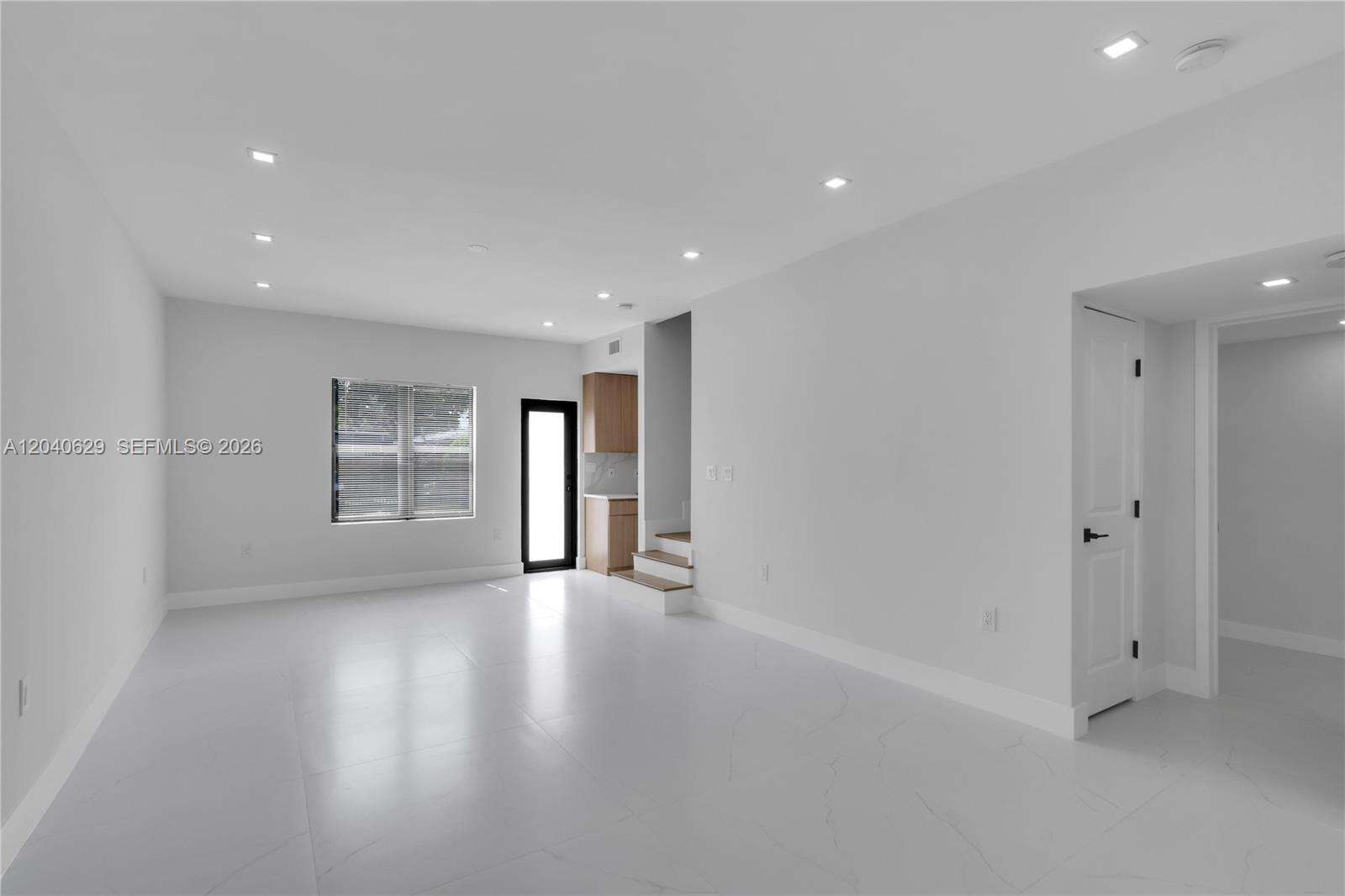 337 28th St, Miami Beach, FL 33140 - For Sale photo 14