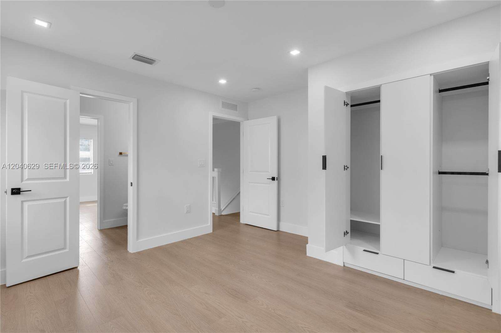 337 28th St, Miami Beach, FL 33140 - For Sale photo 28