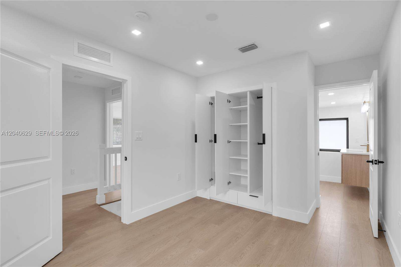 337 28th St, Miami Beach, FL 33140 - For Sale photo 31