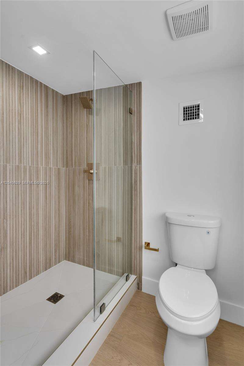 337 28th St, Miami Beach, FL 33140 - For Sale photo 33