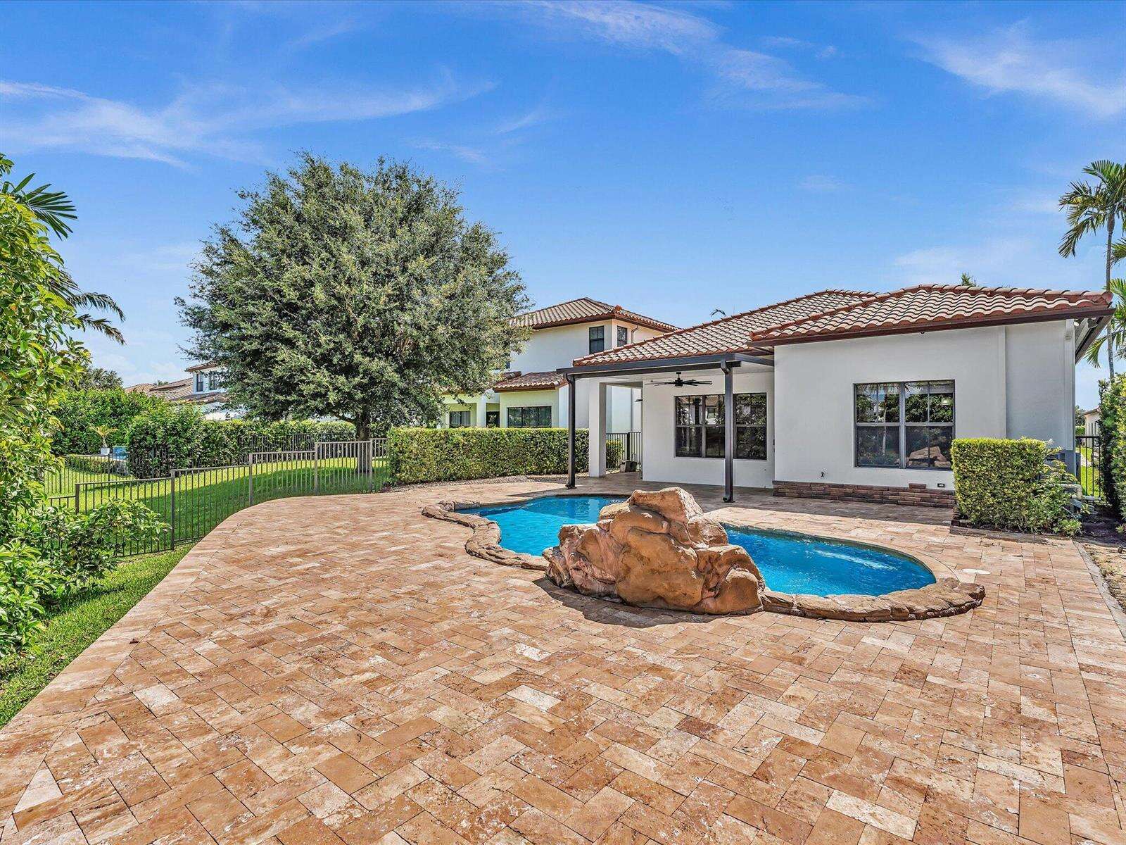 2680 84th, Pembroke Pines, FL 33024 - For Sale photo 77