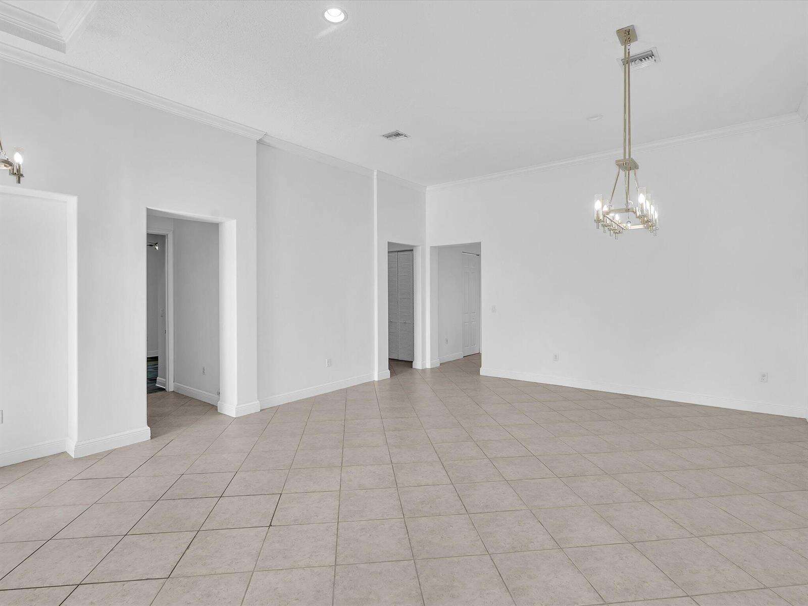 2680 84th, Pembroke Pines, FL 33024 - For Sale photo 9