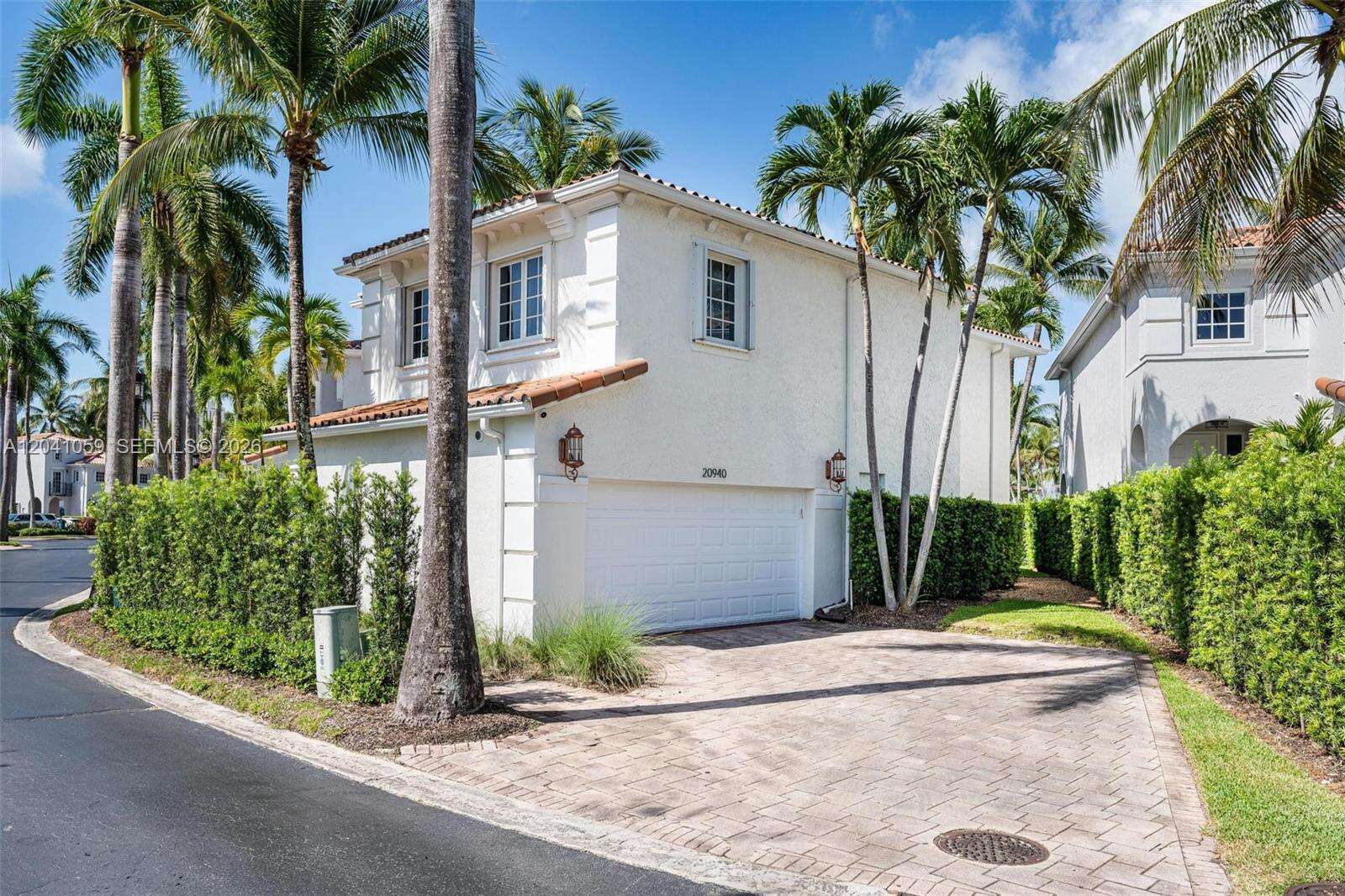 20940 31st Pl, Aventura, FL 33180 - For Sale photo 1