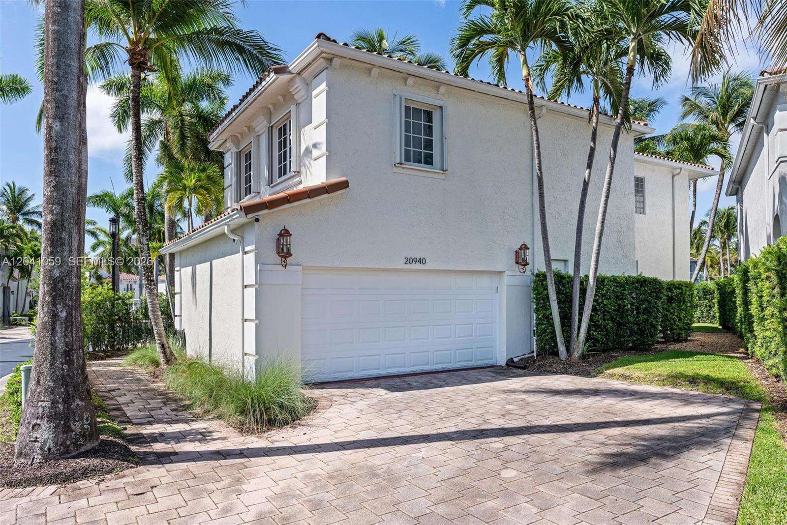 20940 31st Pl, Aventura, FL 33180 - For Sale photo 2