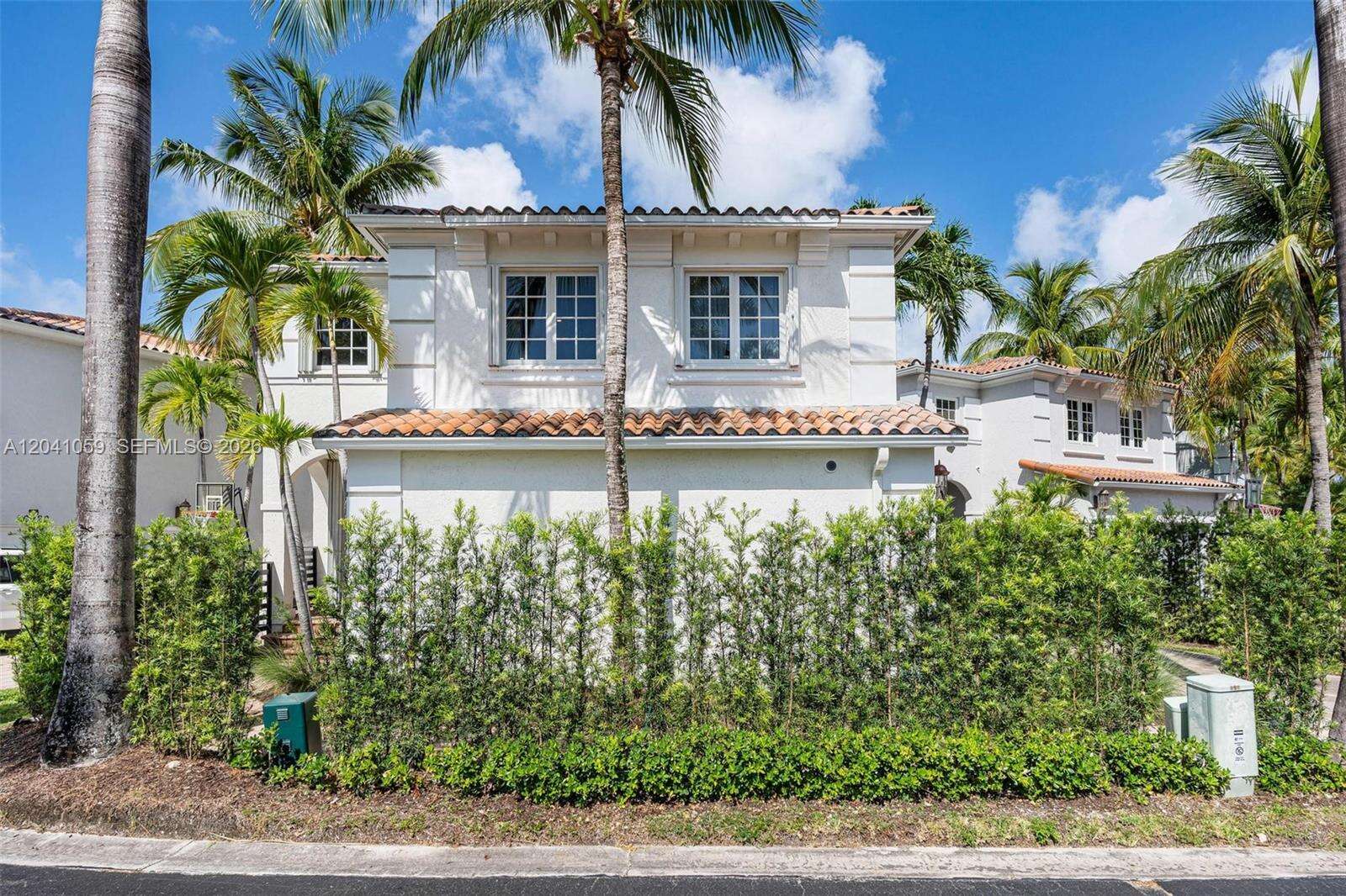 20940 31st Pl, Aventura, FL 33180 - For Sale photo 3