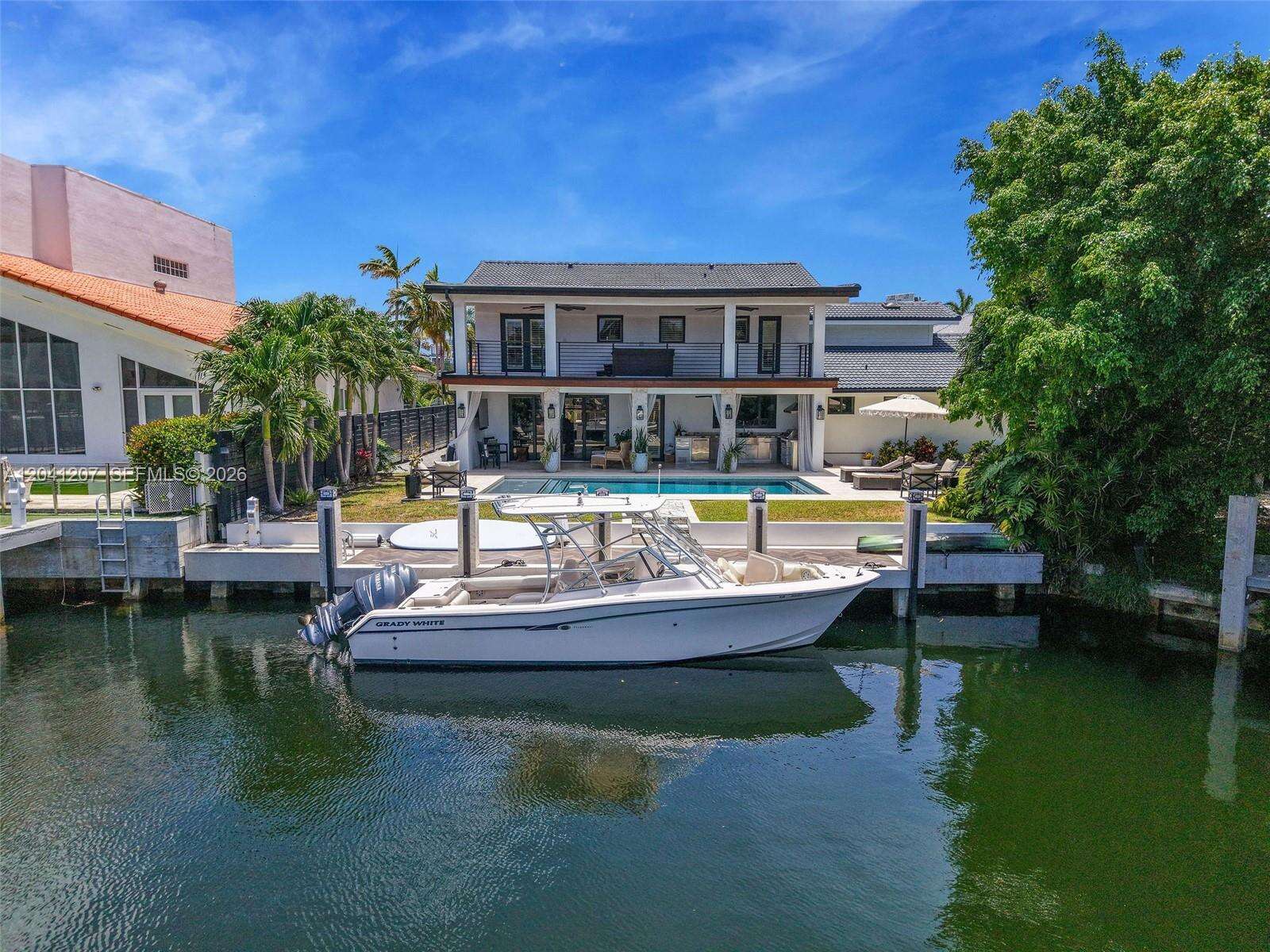 16416 32nd Ave, North Miami Beach, FL 33160 - For Sale photo 2