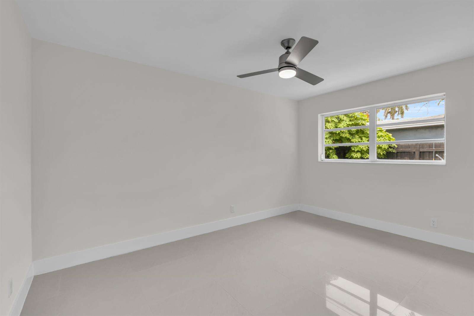 3262 Pierce, Hollywood, FL 33021 - For Sale photo 11