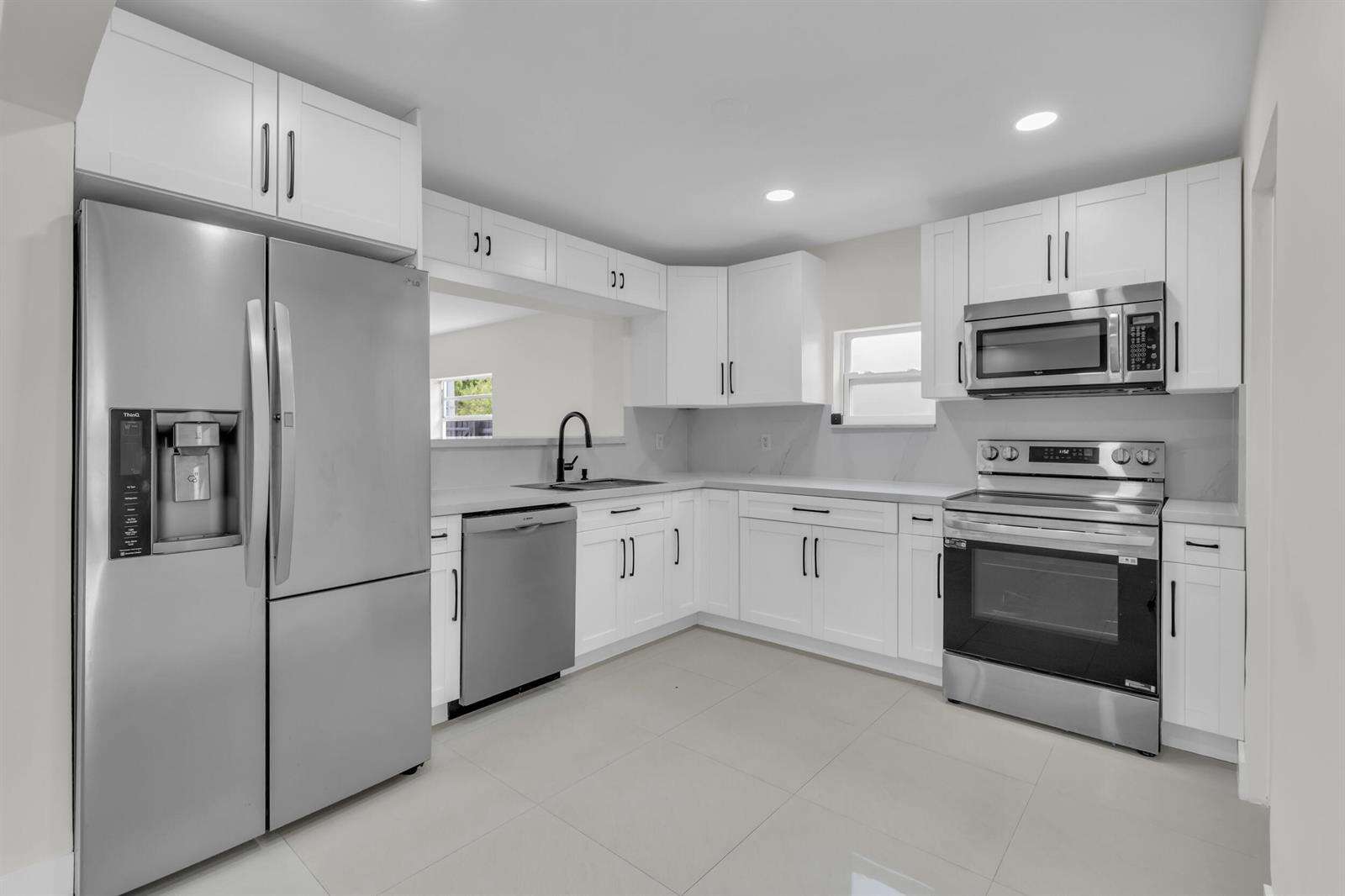 3262 Pierce, Hollywood, FL 33021 - For Sale photo 5