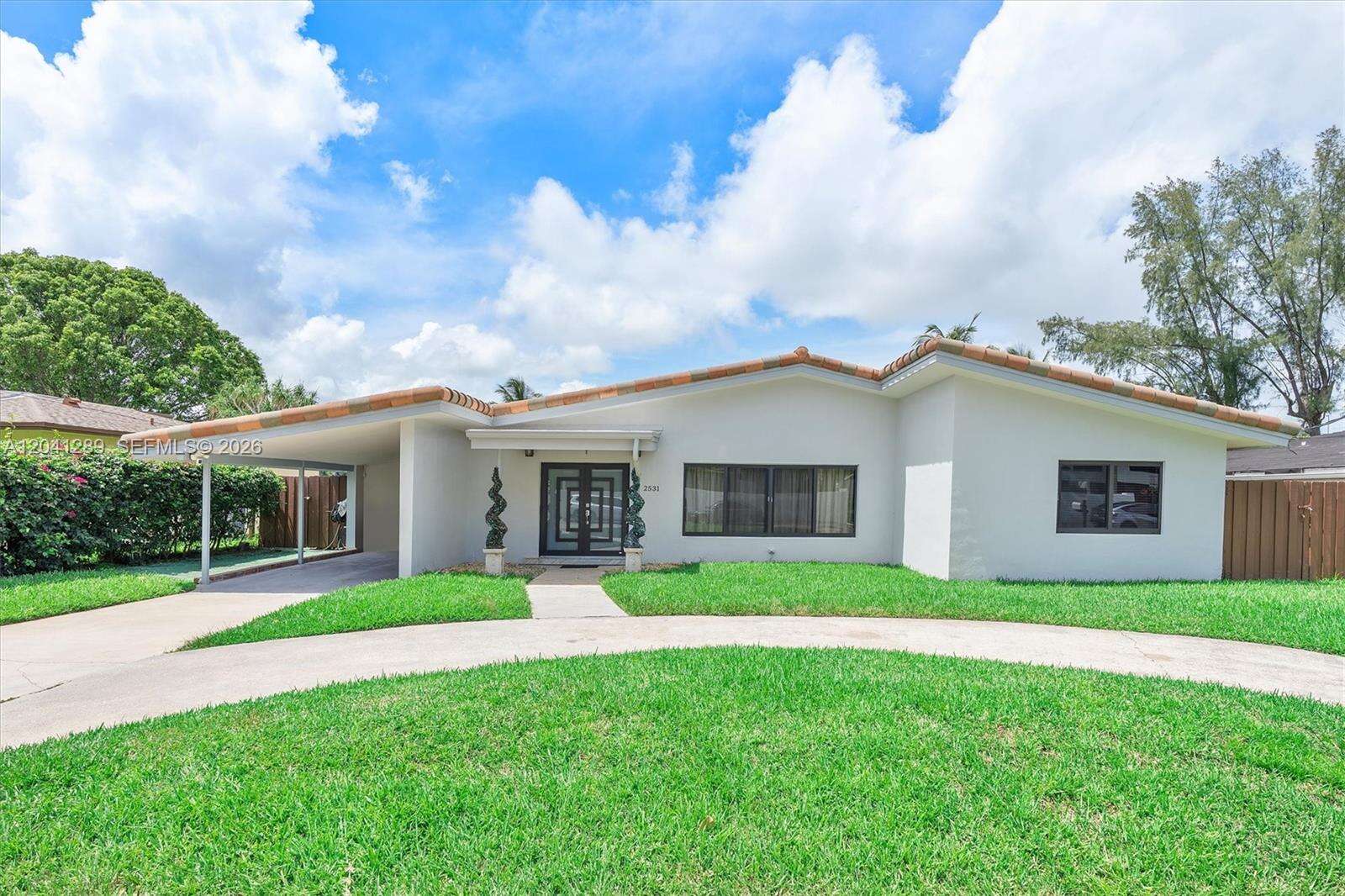 2531 195th St, Miami, FL 33180 - For Sale photo 12