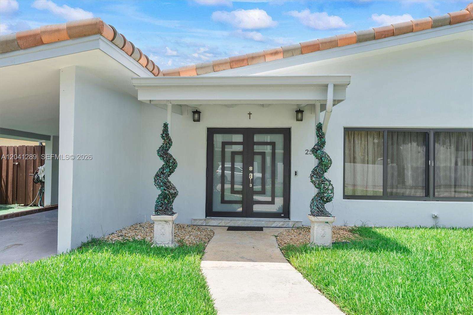 2531 195th St, Miami, FL 33180 - For Sale photo 14