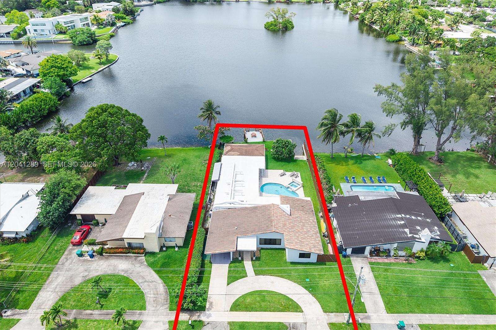 2531 195th St, Miami, FL 33180 - For Sale photo 6