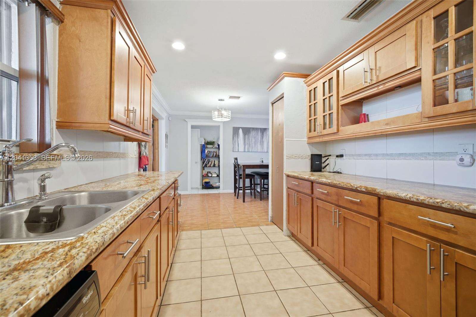 6789 27th Ct, Miramar, FL 33023 - For Sale photo 11