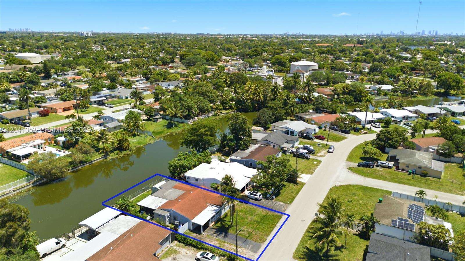 6789 27th Ct, Miramar, FL 33023 - For Sale photo 6