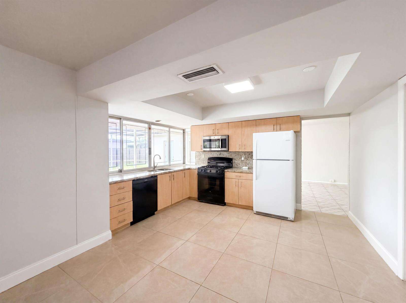 7141 Harbour, Miramar, FL 33023 - For Sale photo 2