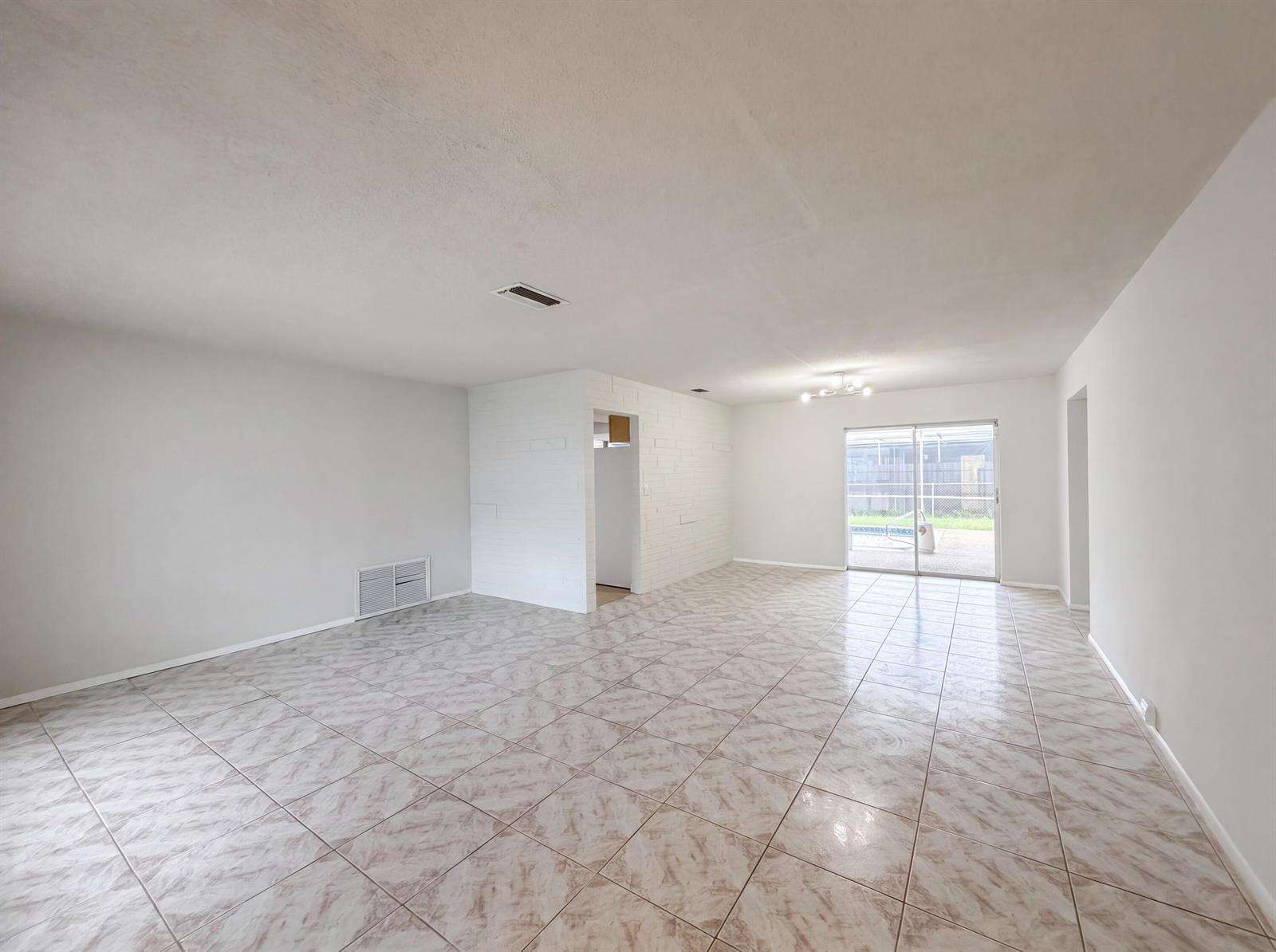 7141 Harbour, Miramar, FL 33023 - For Sale photo 3