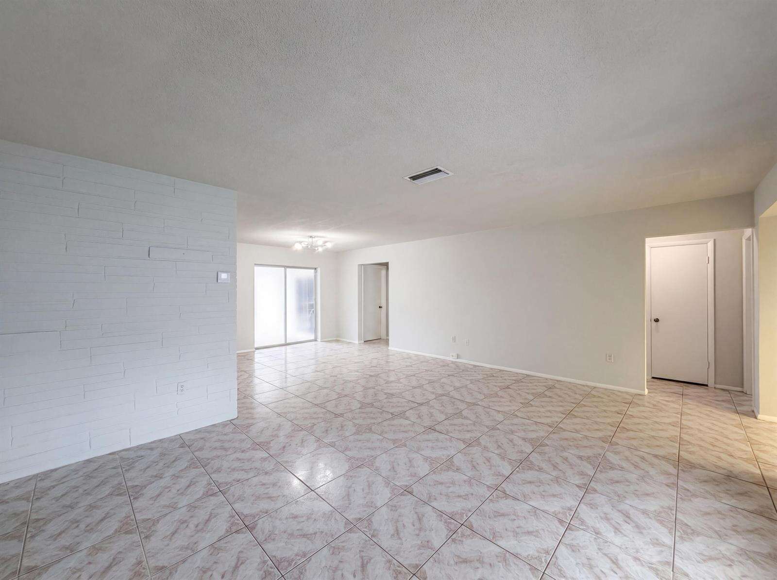 7141 Harbour, Miramar, FL 33023 - For Sale photo 6