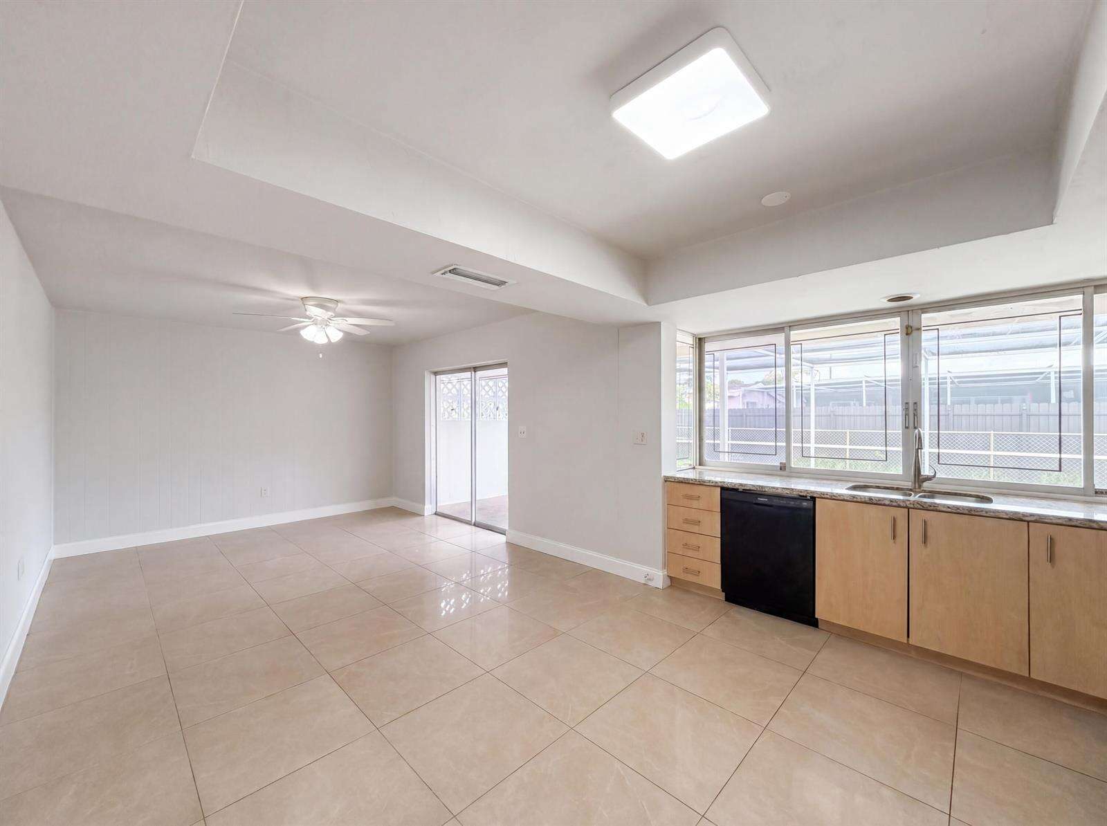 7141 Harbour, Miramar, FL 33023 - For Sale photo 8