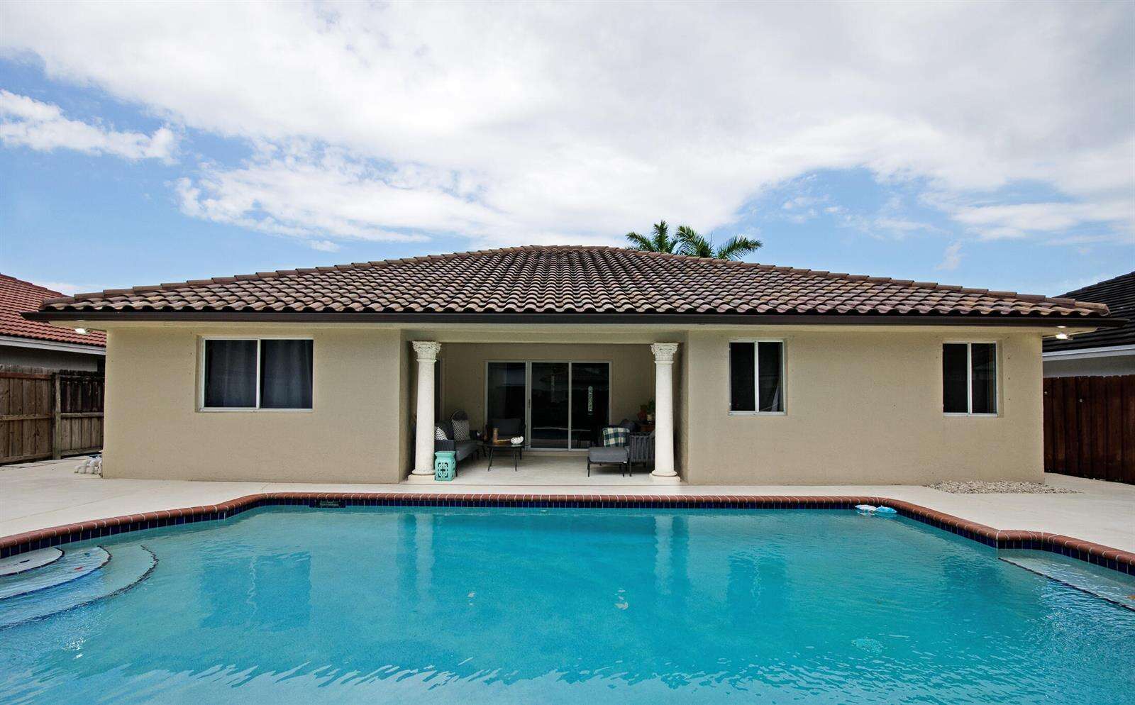 18324 149th, Miami, FL 33187 - For Sale photo 7