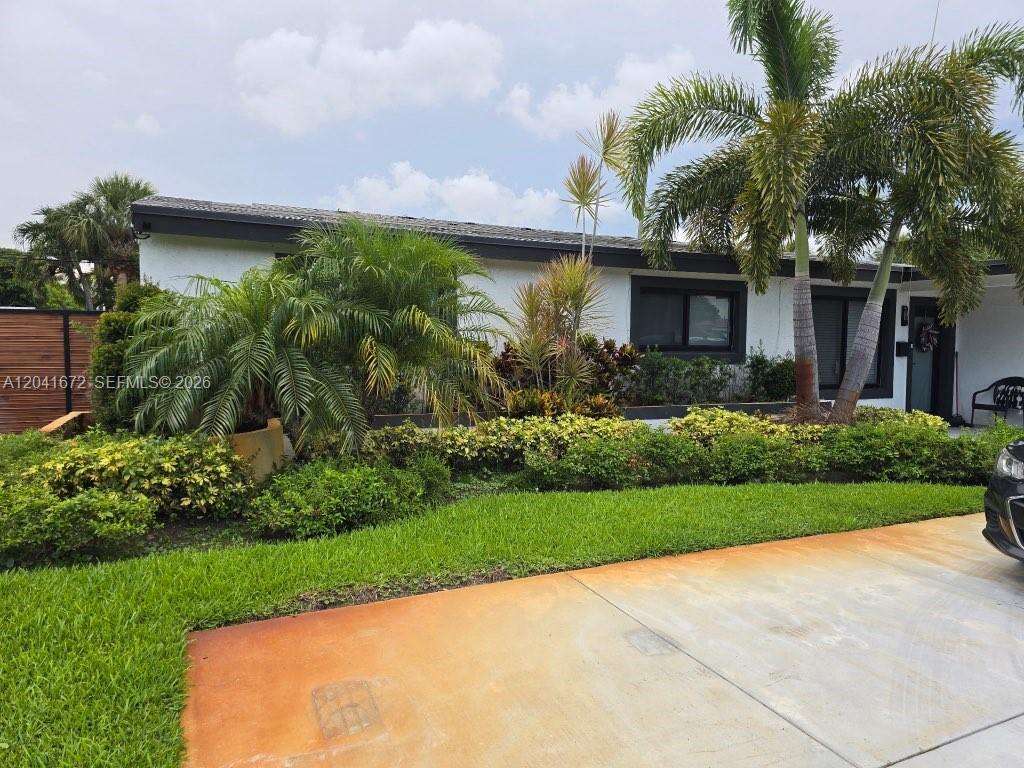 1049 Wyoming Ave, Fort Lauderdale, FL 33312 - For Sale photo 1