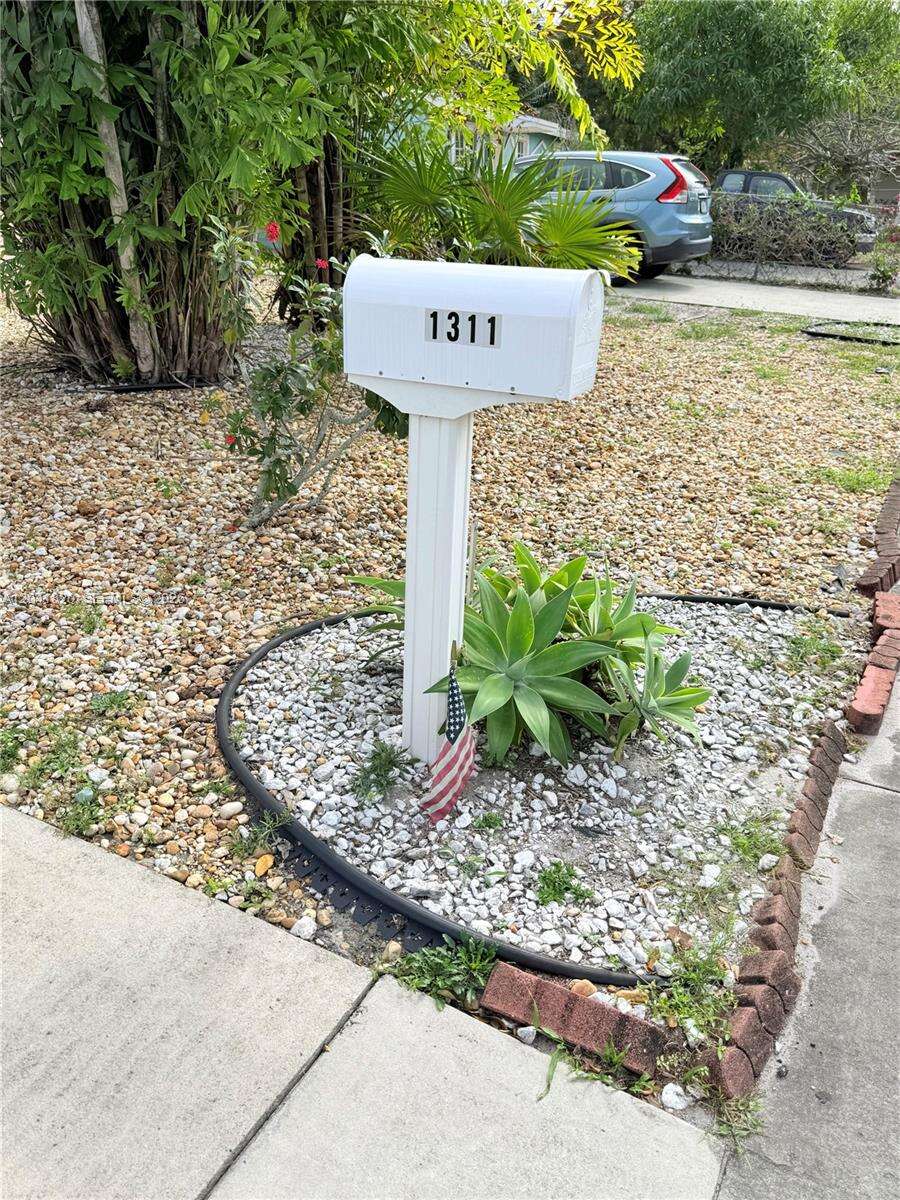 1311 69th Ave, Hollywood, FL 33024 - For Sale photo 21