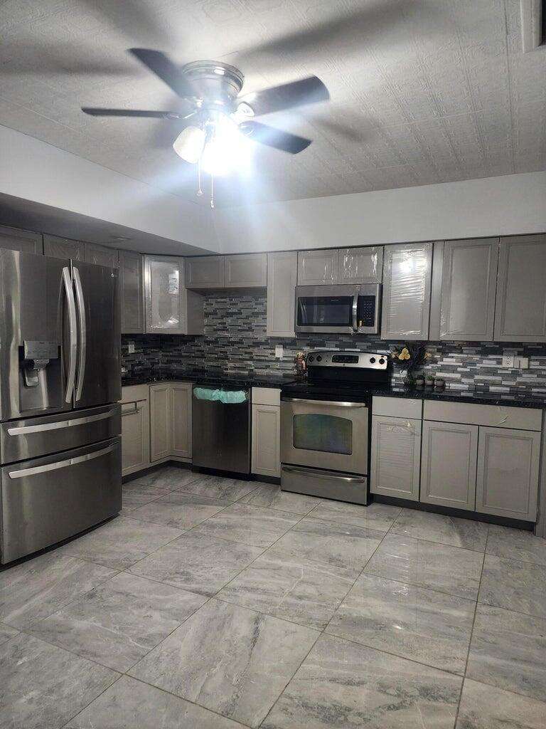 Xx81 16th, Fort Lauderdale, FL 33312 - For Sale photo 2