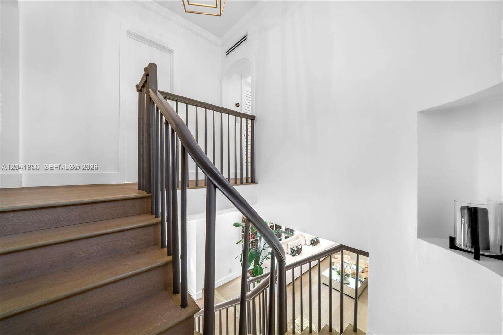939 47th Ct, Miami Beach, FL 33140 - For Sale photo 18