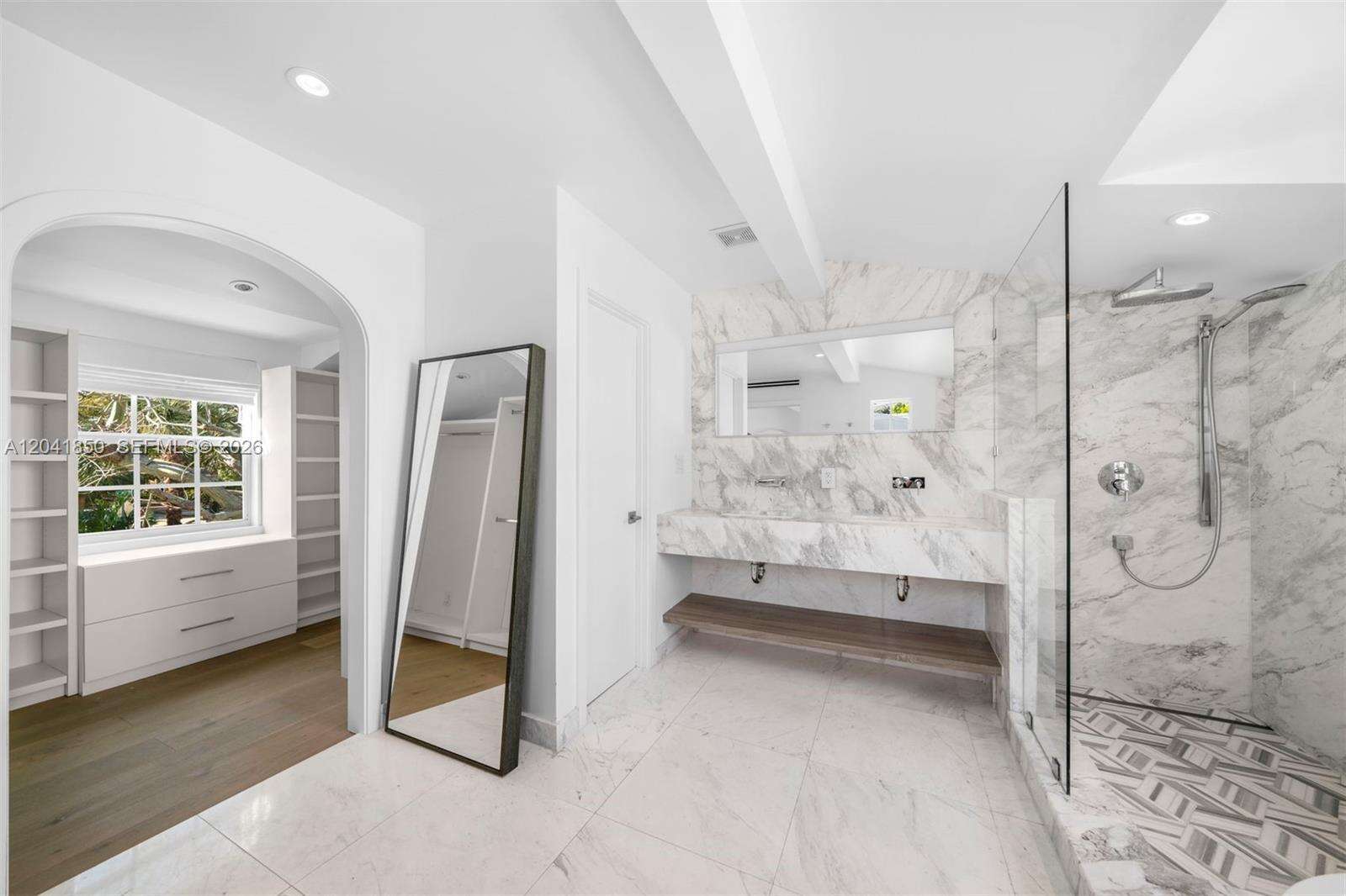 939 47th Ct, Miami Beach, FL 33140 - For Sale photo 25