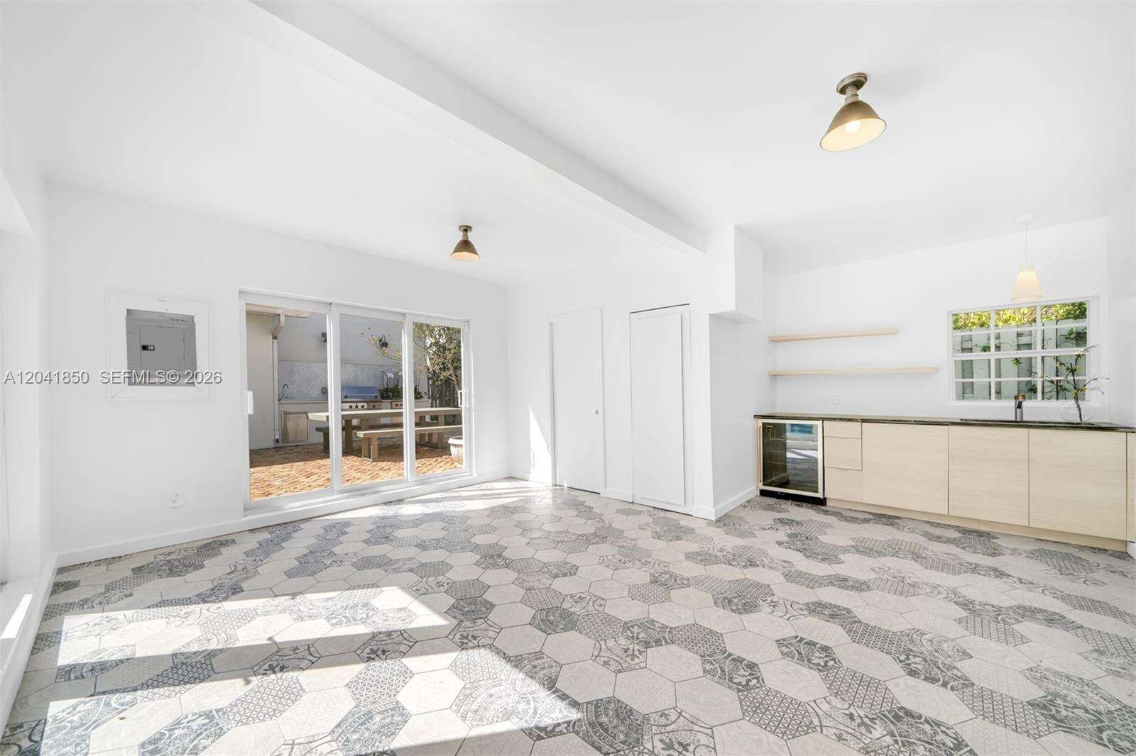 939 47th Ct, Miami Beach, FL 33140 - For Sale photo 34