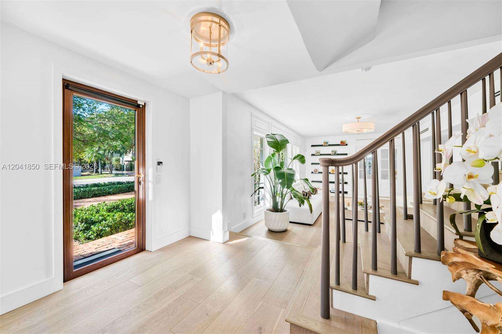 939 47th Ct, Miami Beach, FL 33140 - For Sale photo 5