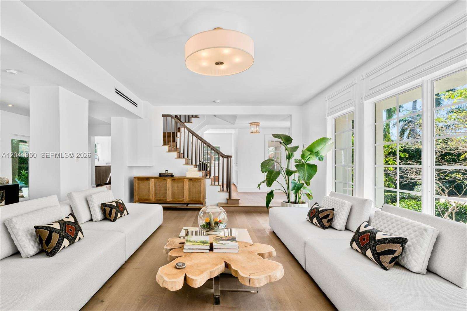 939 47th Ct, Miami Beach, FL 33140 - For Sale photo 7