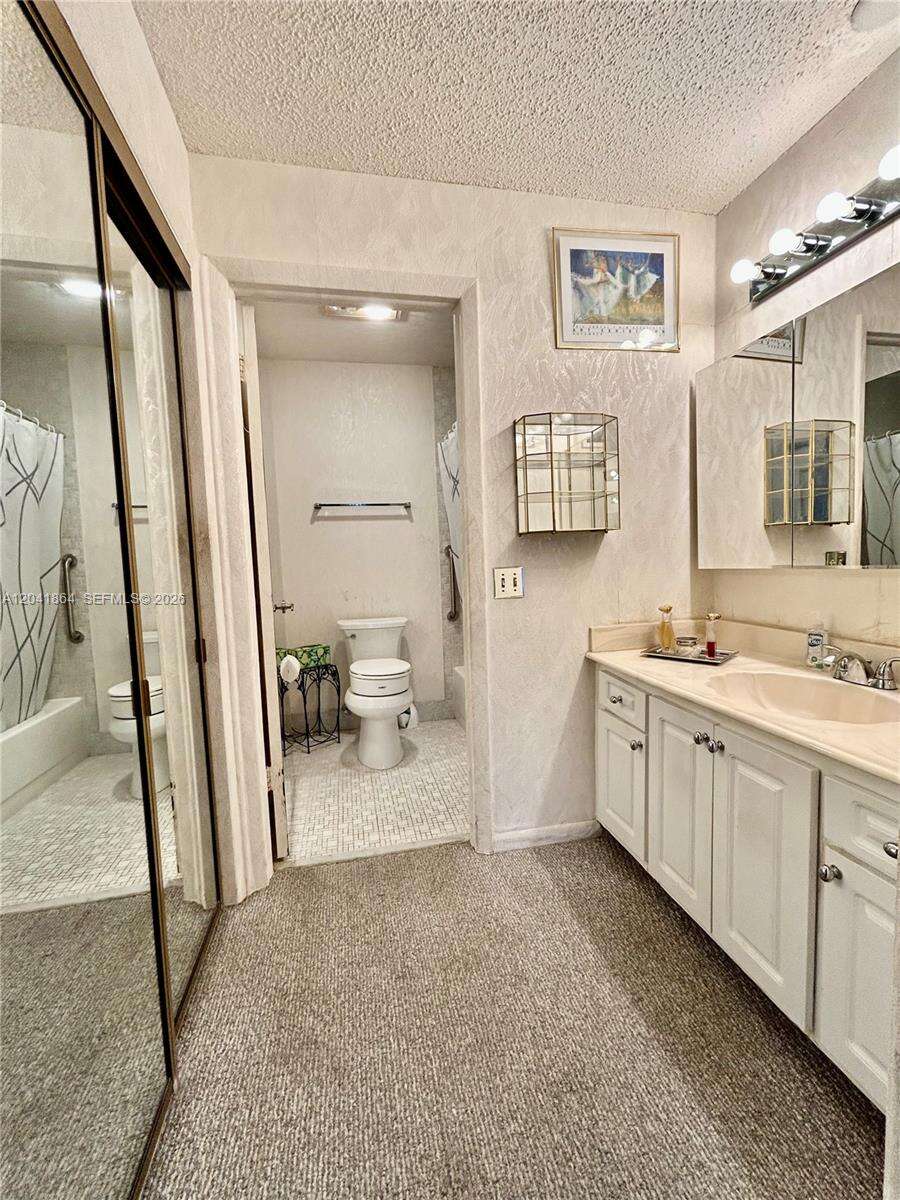 500 Briarwood Cir, Hollywood, FL 33024 - For Sale photo 20