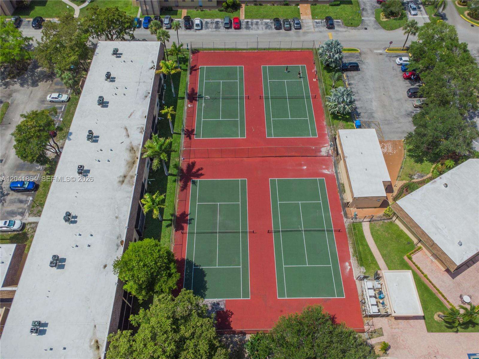 500 Briarwood Cir, Hollywood, FL 33024 - For Sale photo 33