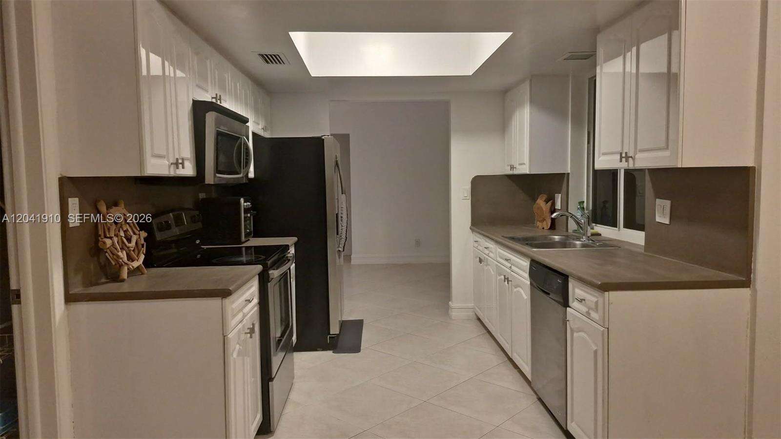 1800 55th Ave, Hollywood, FL 33021 - For Sale photo 4