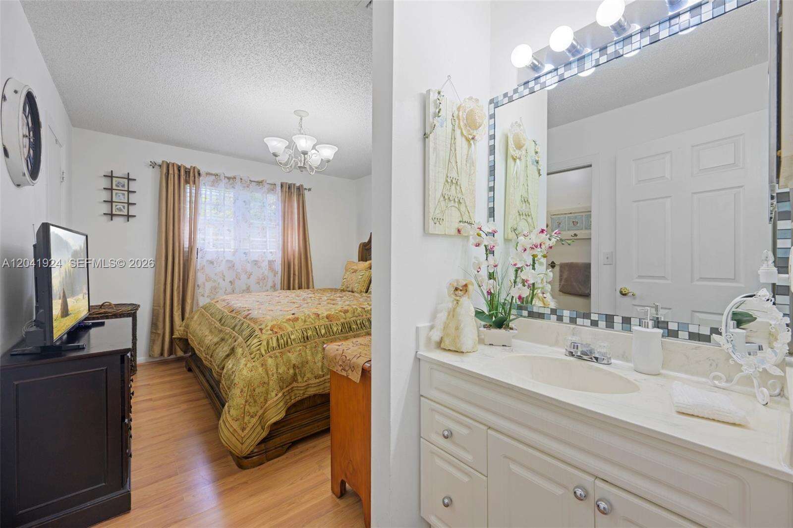 906 8th Ave, Hallandale Beach, FL 33009 - For Sale photo 16